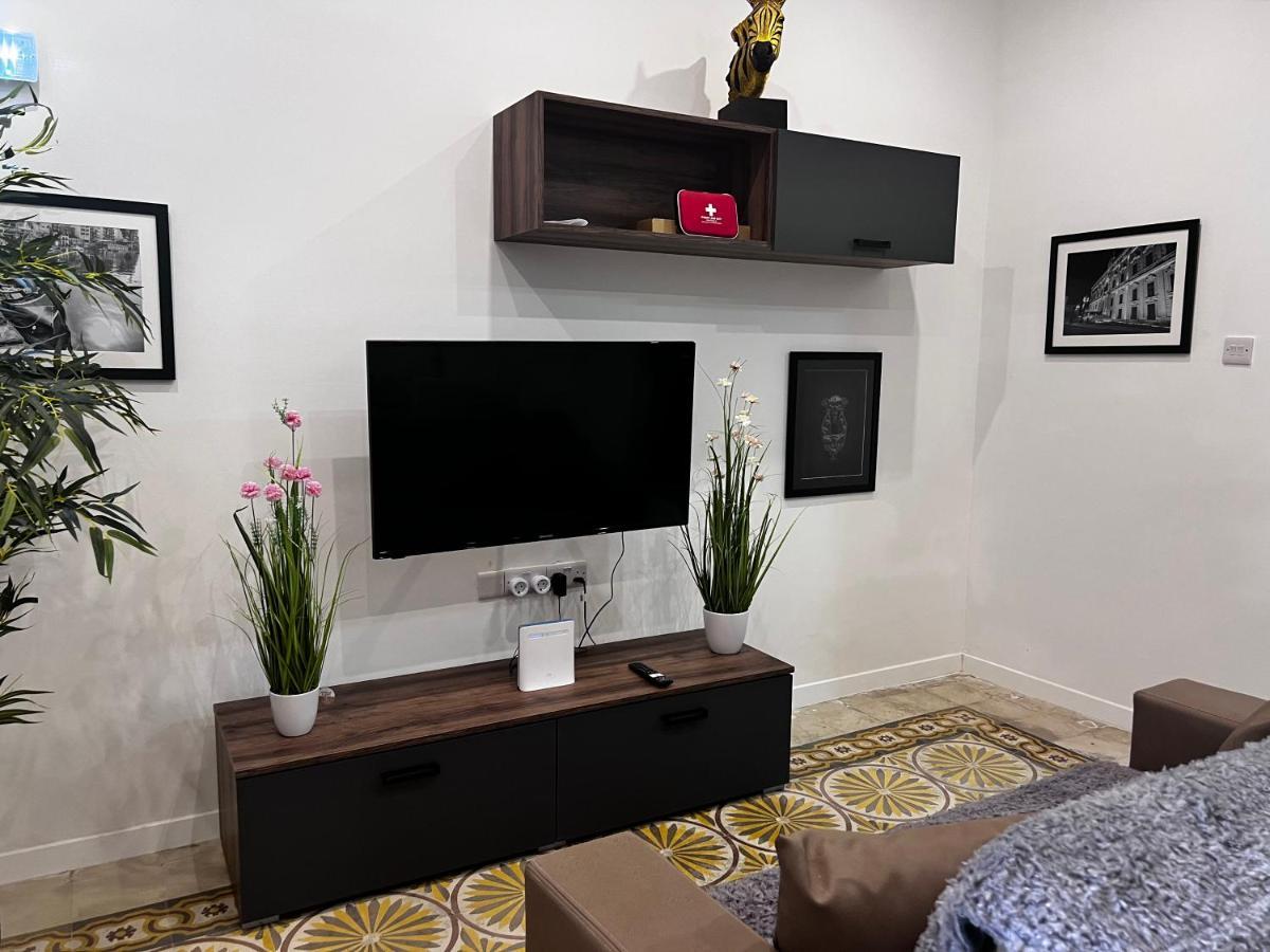 Willa Dar Barbara - Duplex 1 Double Bed Maltese Style House Cospicua Zewnętrze zdjęcie